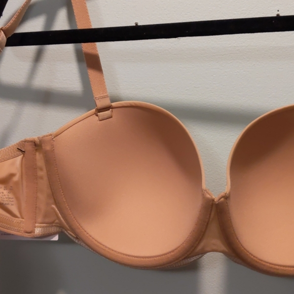 Calvin Klein 36C Lightly Lined Strapless Bra - Picture 5 of 5